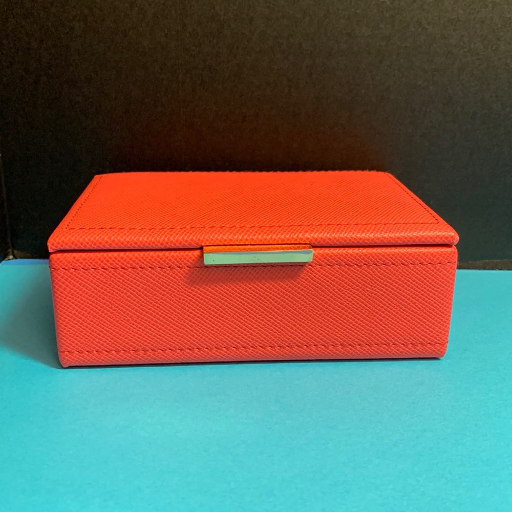 Max Studio Jewelry Box